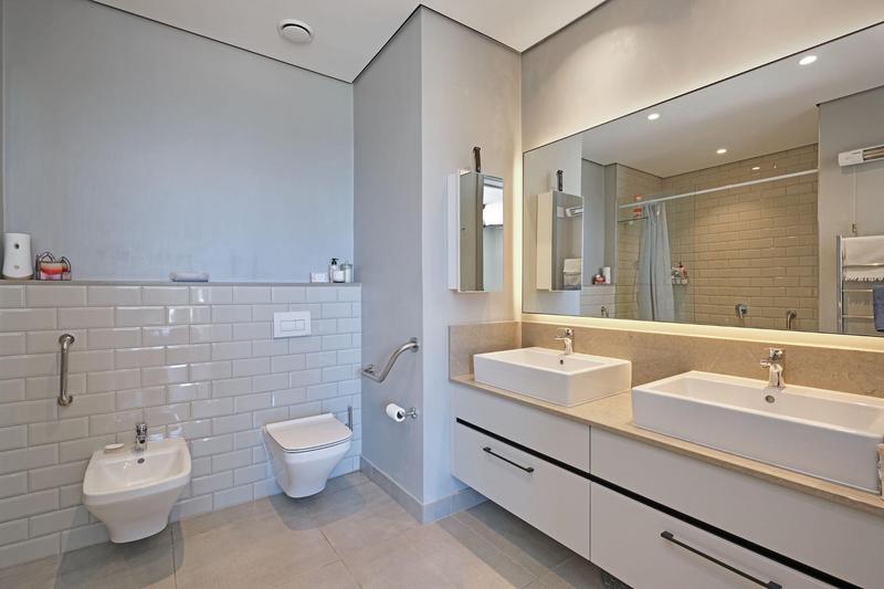 2 Bedroom Property for Sale in Simons Town Western Cape